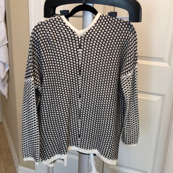 BCBGeneration - Picture 2 of 2